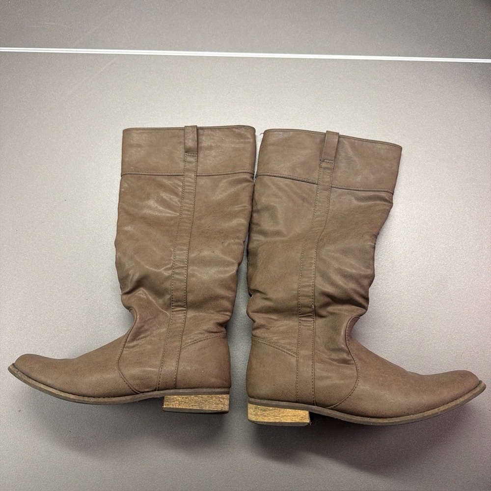 Rampage Women's Intense Knee-High Casual Tall Riding Boots Brown‎ Size 8M